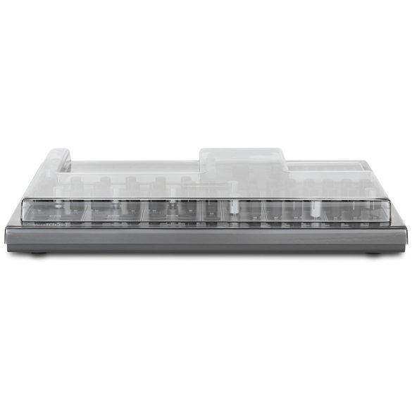 Decksaver Iridium, M & Kyra Cover