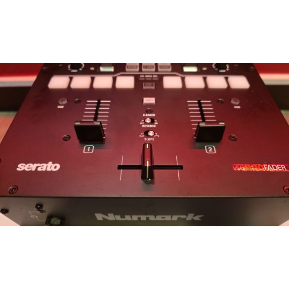 Használt Numark Scratch