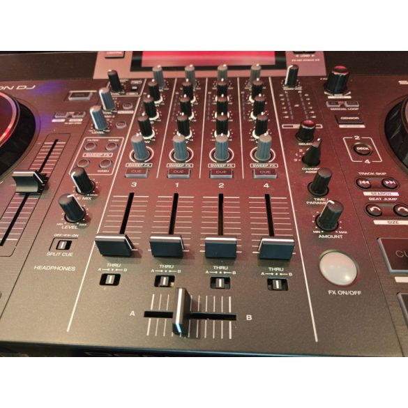 Használt Denon DJ SC Live 4 + Magma Rack